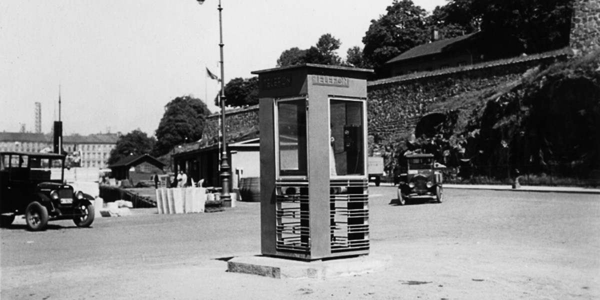 Norges første telefonkiosk